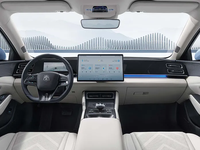 2025 BYD Qin L DM-I Intelligent Driving Edition 80KM Leading Edition