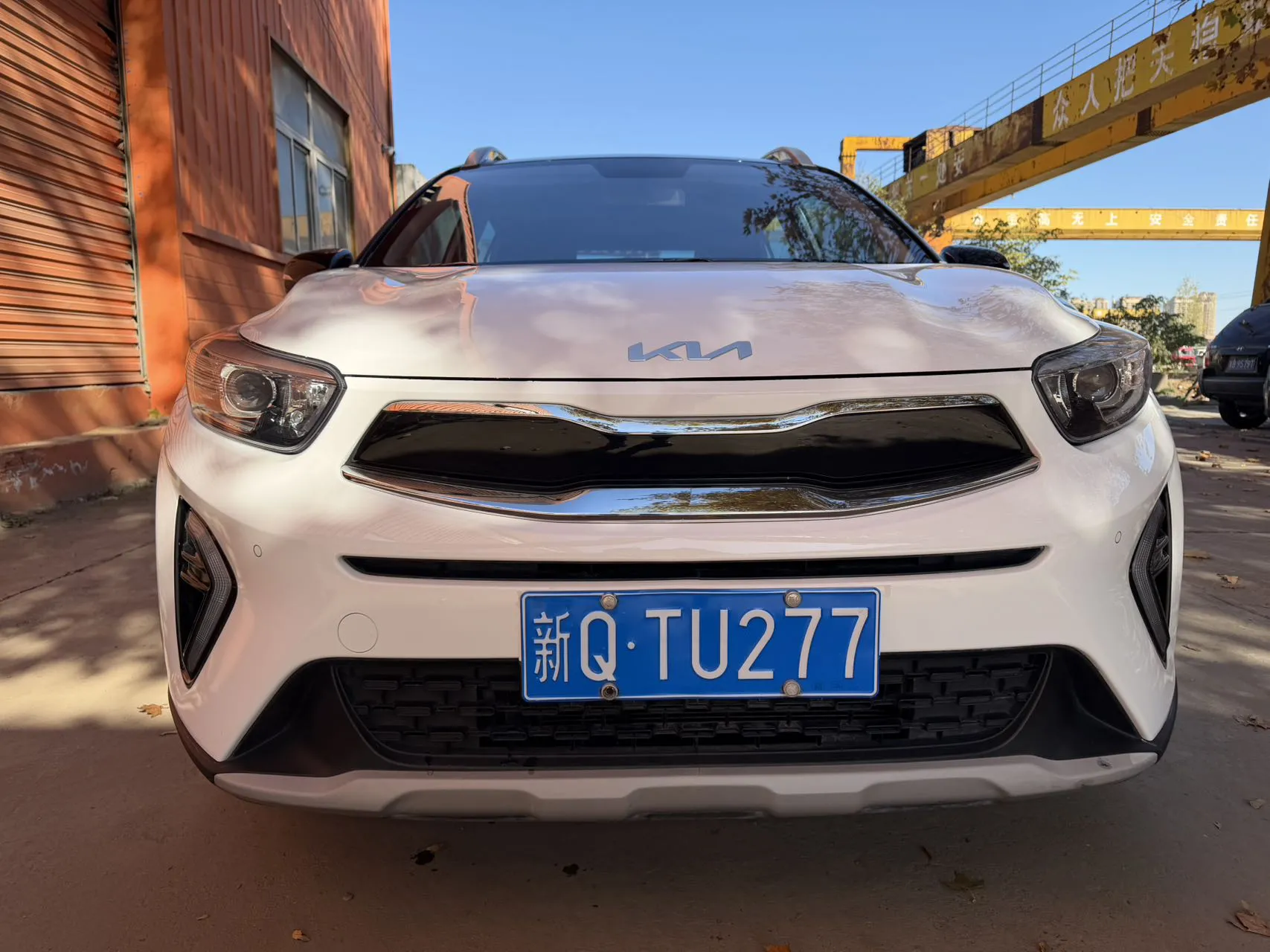 Kia KX1 1.4L CVT with sunroof