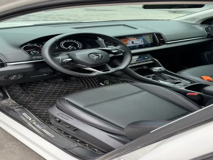 Skoda Karoq 2022 TSI280 Luxury Edition