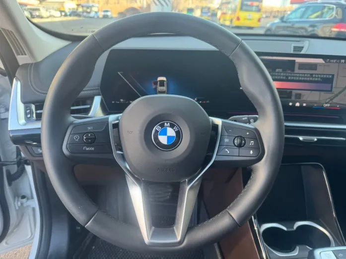 2023 BMW X1 sDrive20LiX Design Package
