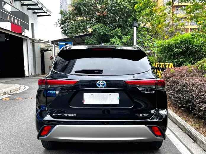 Toyota 2022 Highlander Hybrid 2.5L CVT 4WD Premium 7-seater