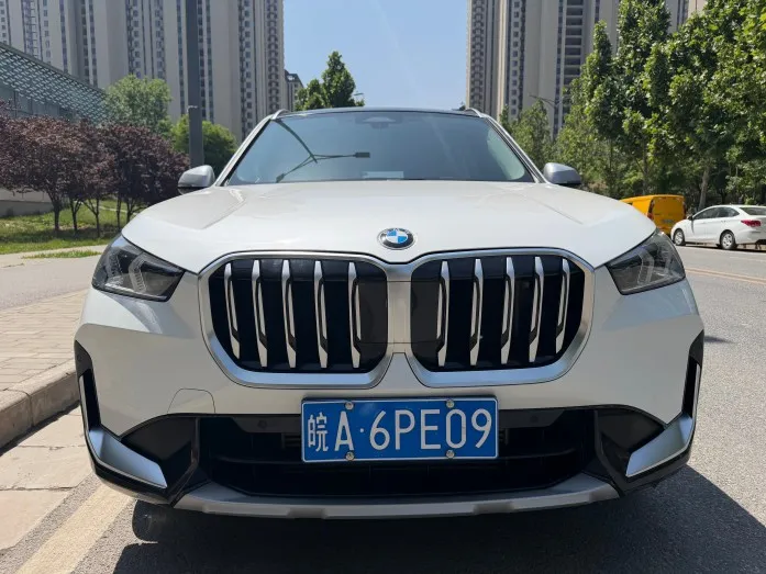 2023 BMW X1 sDrive20Li X Design Package