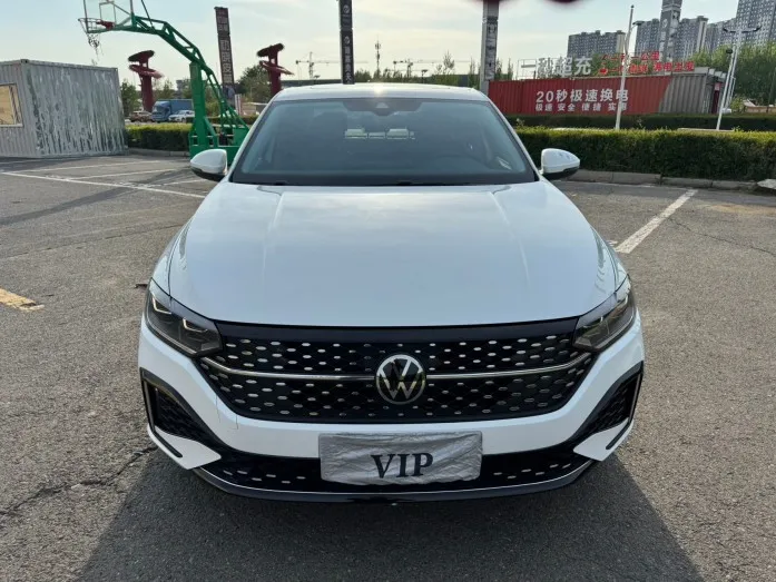 Volkswagen Lavida 2023 Facelift 1.5 Automatic Starry Sky Five Million Edition