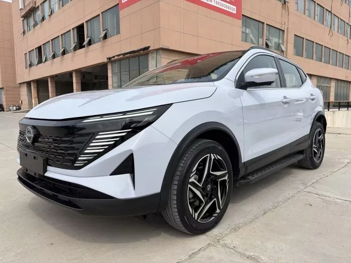 Nissan Qashqai 2025 Honor 2.0L CVT XV+ Leading