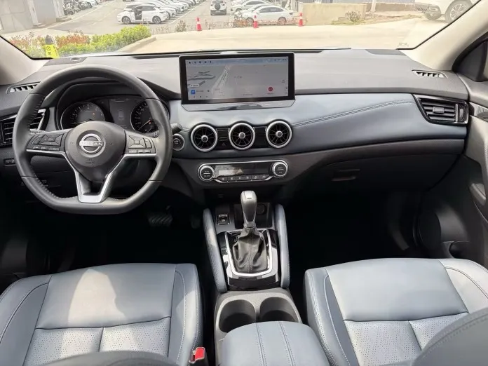 Nissan Qashqai 2025 Honor 2.0L CVT XV+ Leading