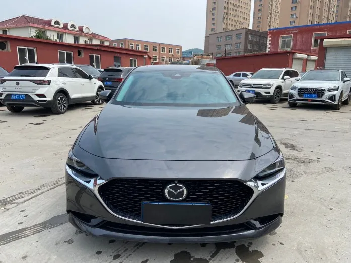 2022 Mazda3 Axela 2.0L Automatic Premium Edition