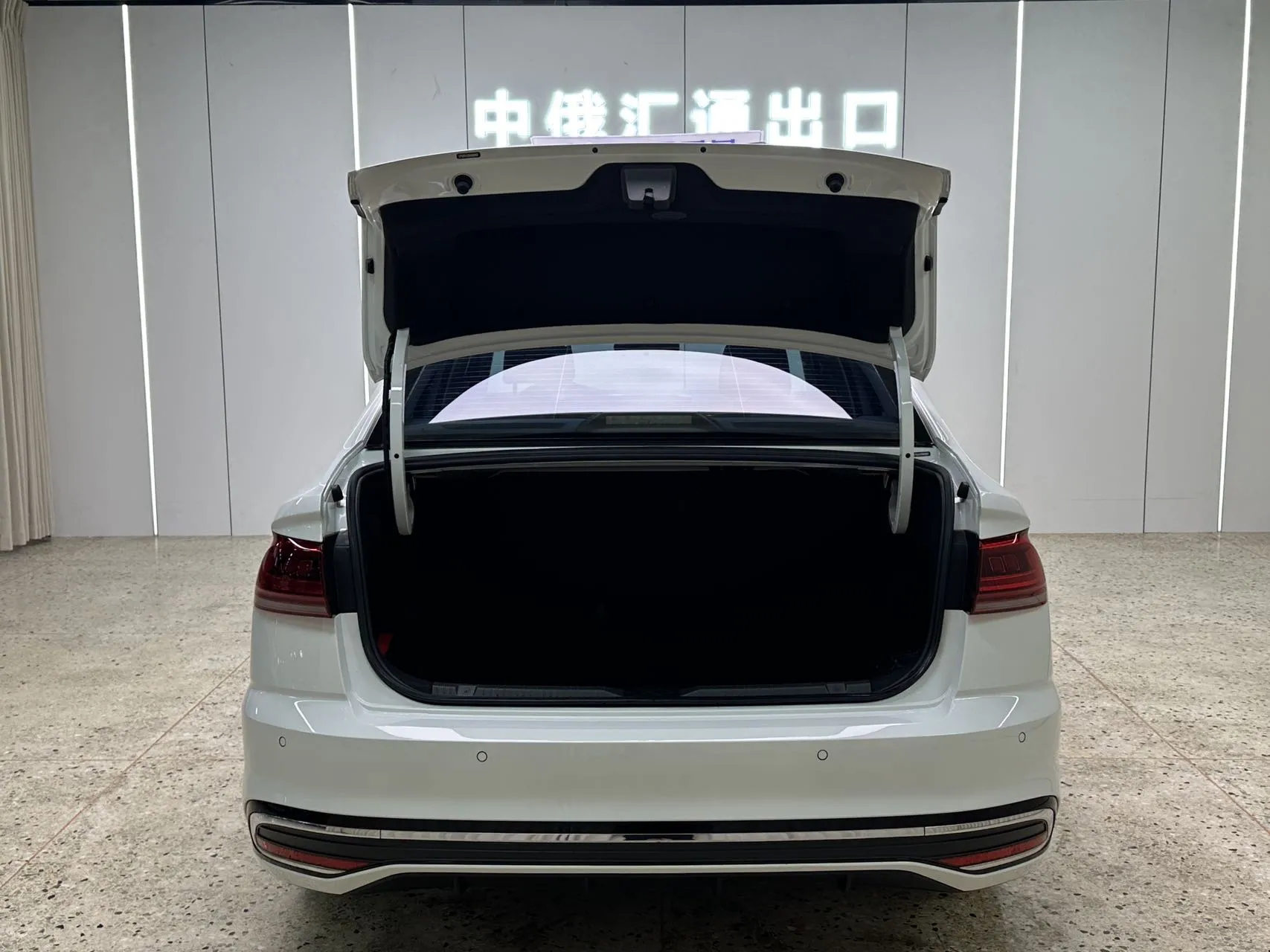 Volkswagen Bora 280TSI DSG Premium Edition 2023