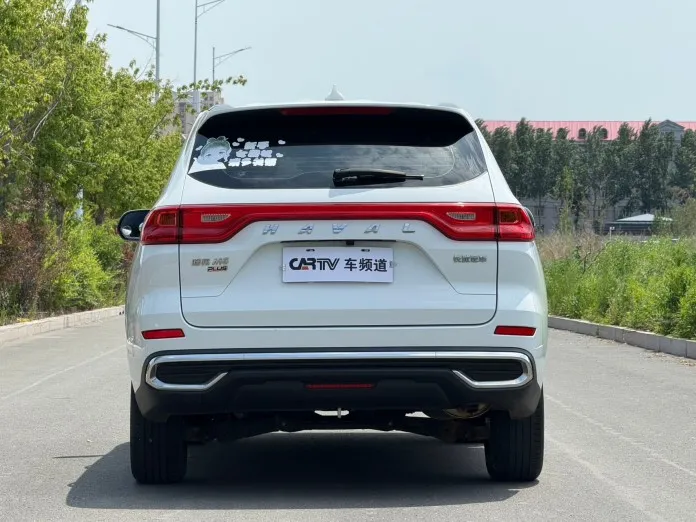 Haval M6