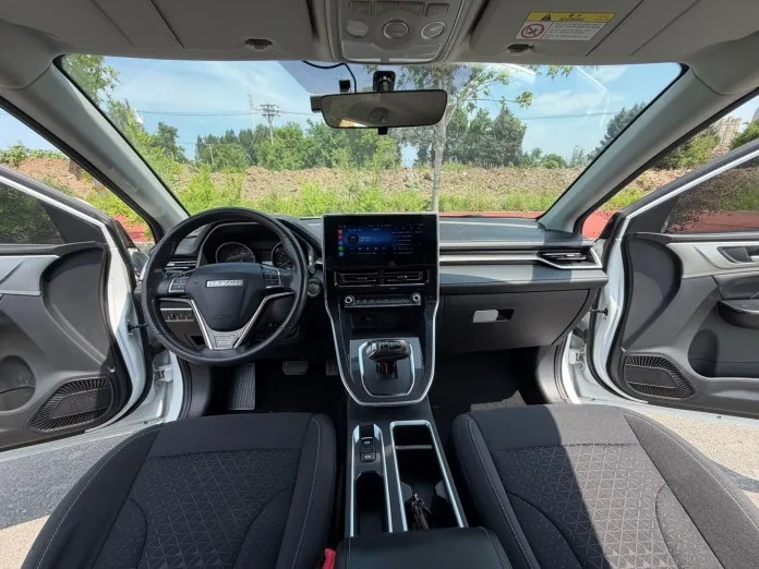 Haval M6