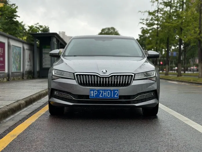 Skoda Superb 2022 1.4TSI TSI280 Premium Edition